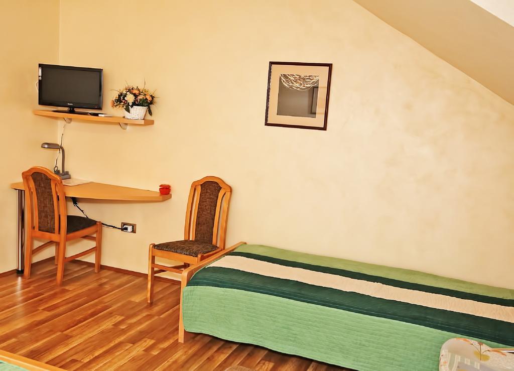 Apartmani Amaro Novi Sad Habitación foto