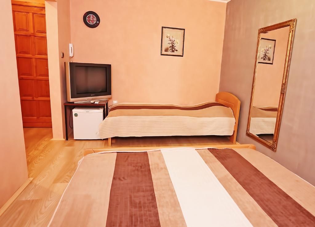 Apartmani Amaro Novi Sad Habitación foto