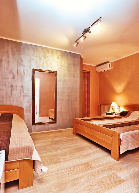 Apartmani Amaro Novi Sad Habitación foto